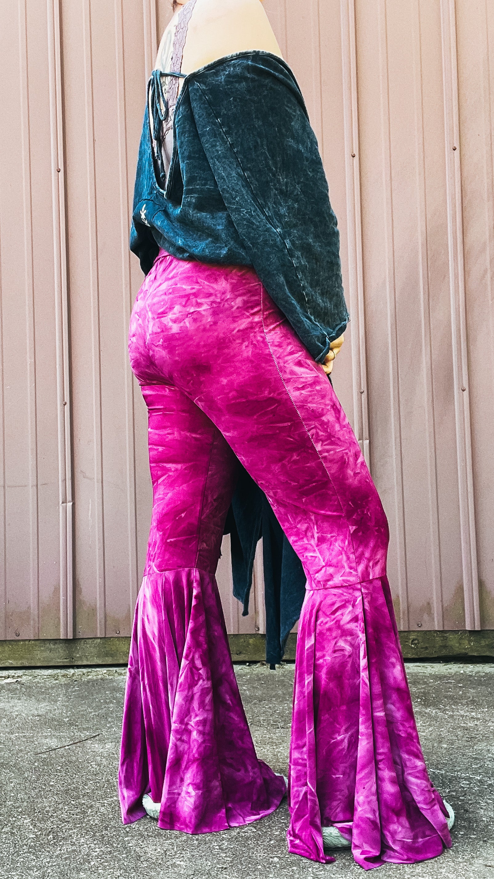 Tie dye hot sale bell bottoms